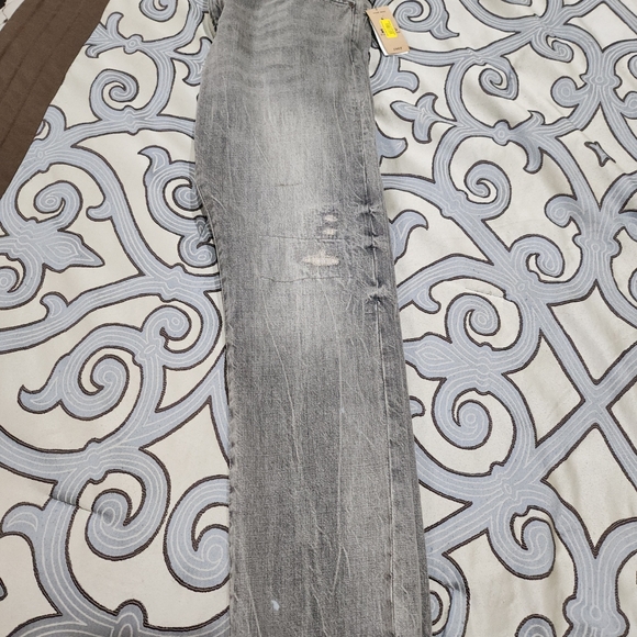 SOLD!!! Polo Ralph Lauren  Men’s Sullivan Slim Distressed Jeanns - Grey - 34×32 - Picture 6 of 12